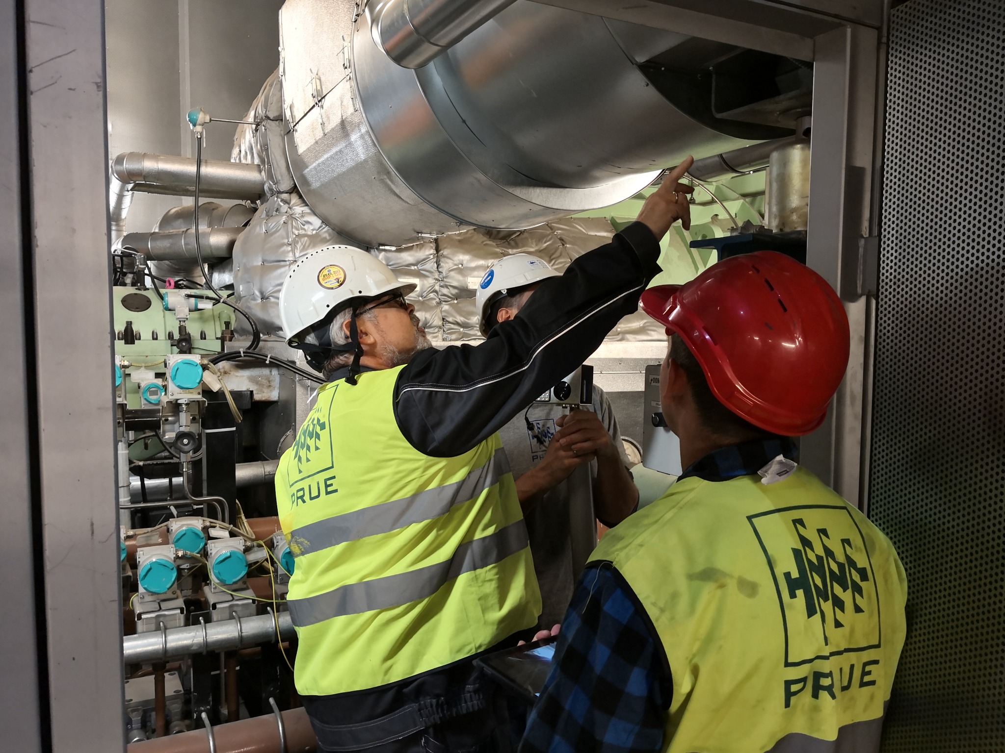 Nadzór nad instalacją i zamocowaniami rurociągów